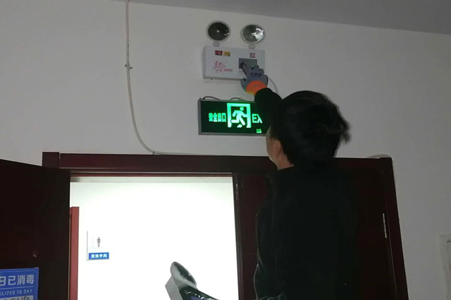 安全出口2312251.jpg